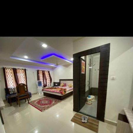 Bombay Regency Hotel Pachmarhi Ngoại thất bức ảnh